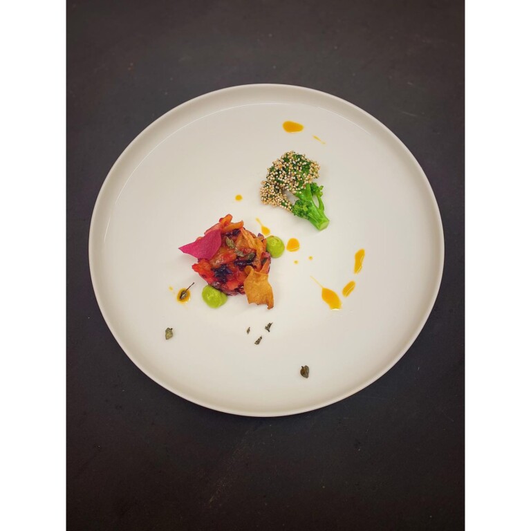 122549698 201422768010153 7986482628366329716 o 1 768x768