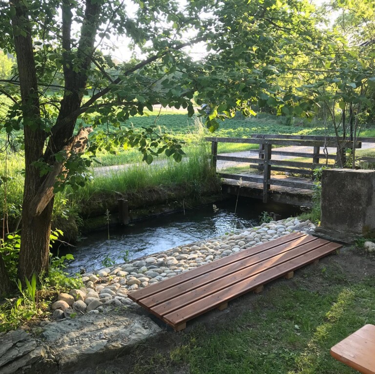 99296127 847702495721499 2299055715345498112 o 768x766