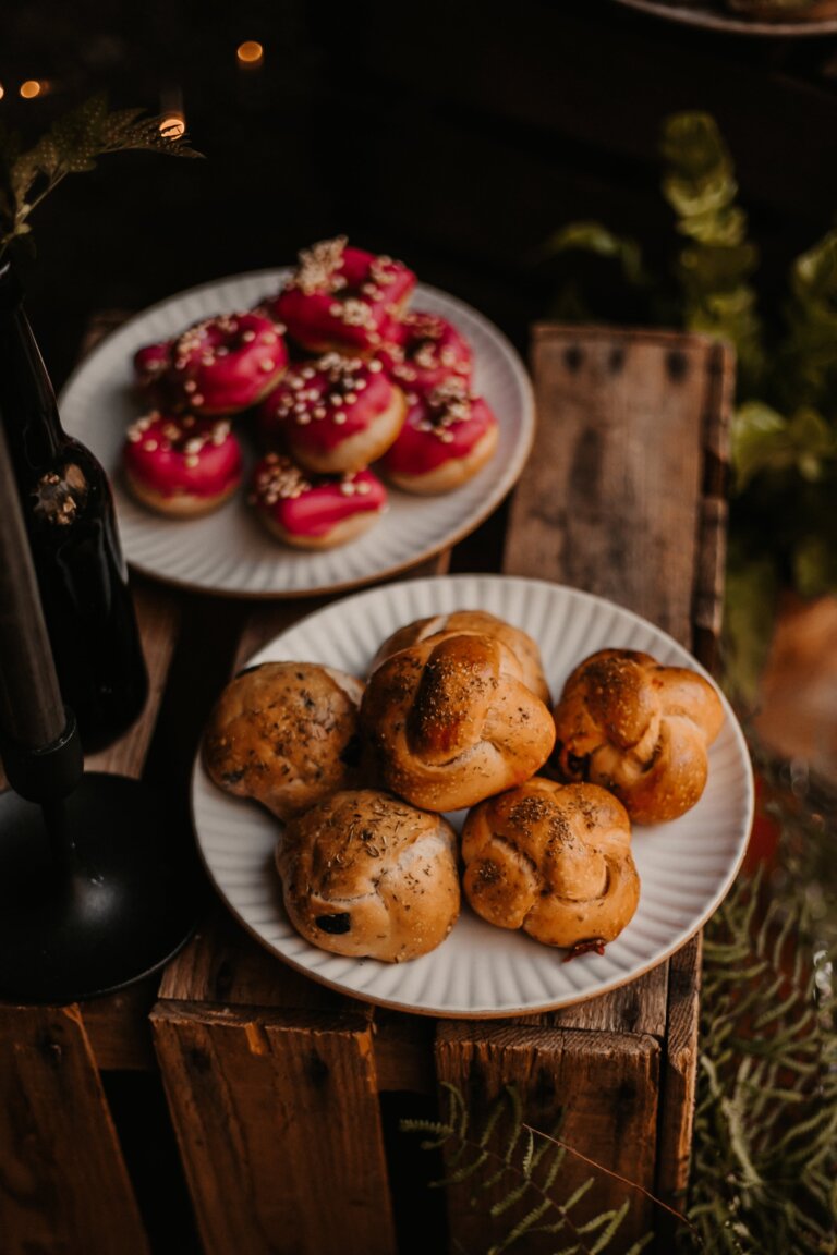 Y0B3077 min 768x1152